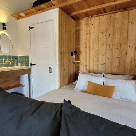 House Of 4* Moitelas