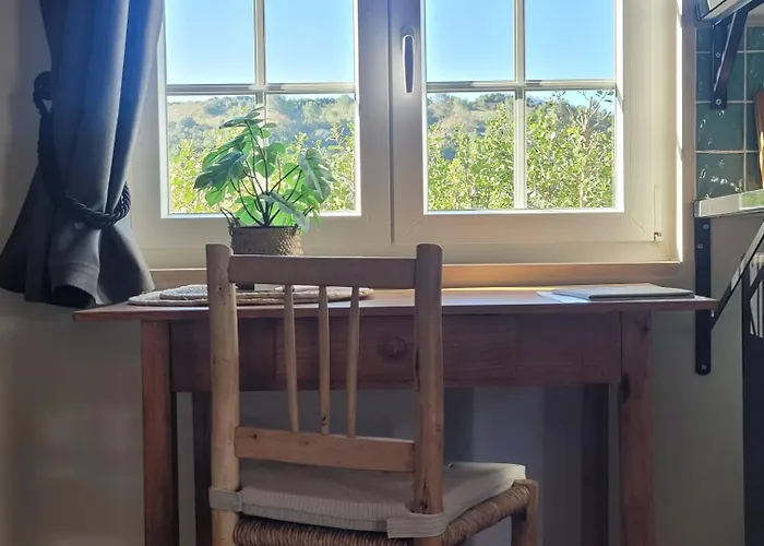 House Of B&B Moitelas