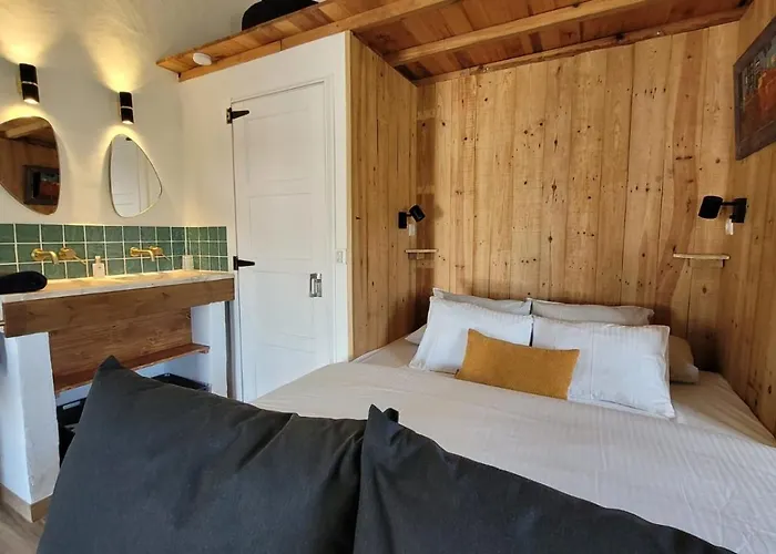 House Of 4* Moitelas